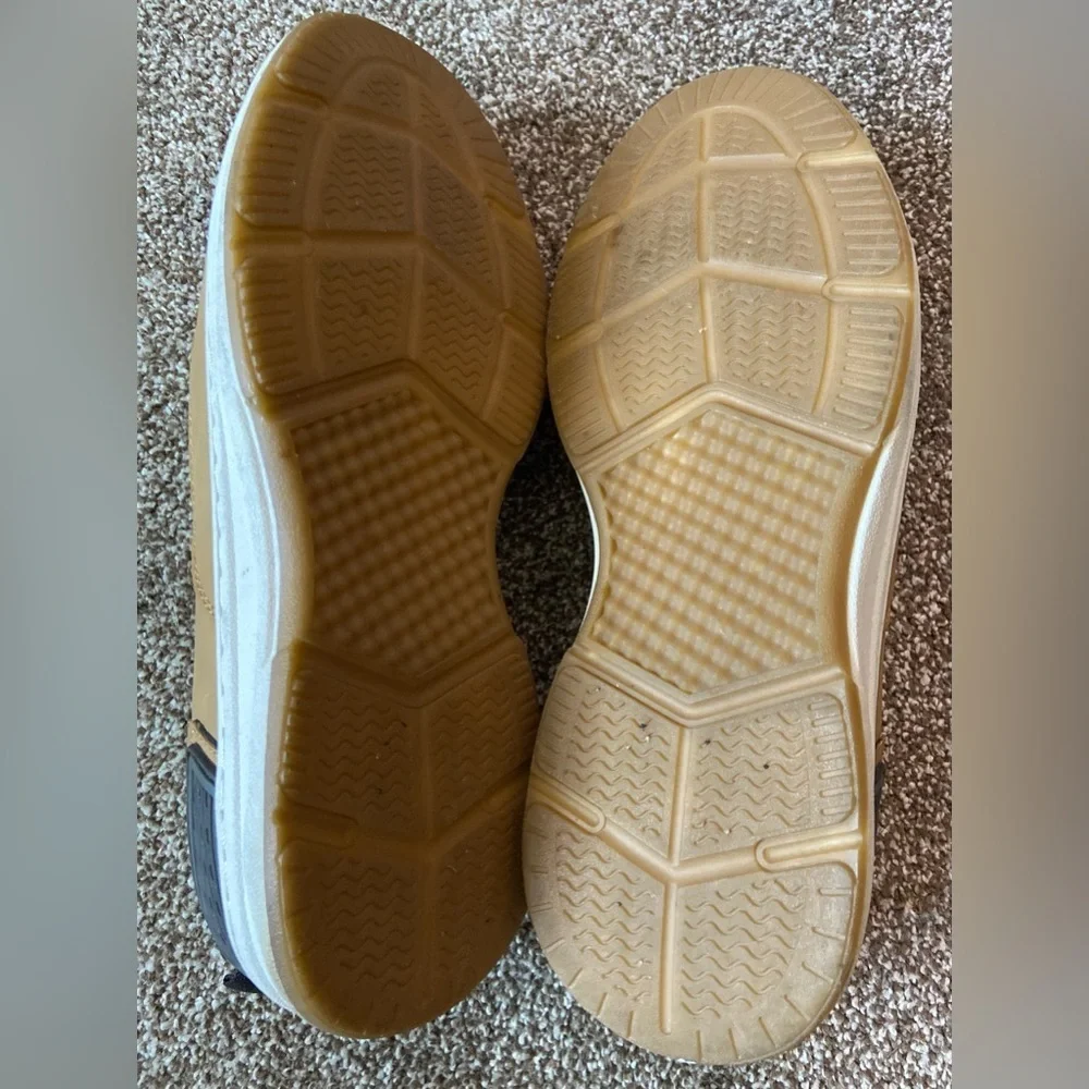 Xray Ultimate Comfort Mens Tan Boat Shoe Size 10